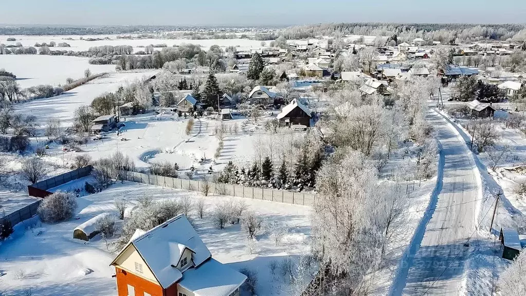 Участок в Ленинградская область, Гатчинский муниципальный округ, д. ... - Фото 1