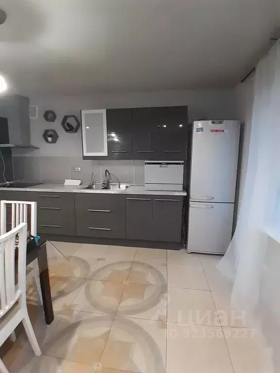 Дом в Свердловская область, Екатеринбург муниципальное образование, ... - Фото 2