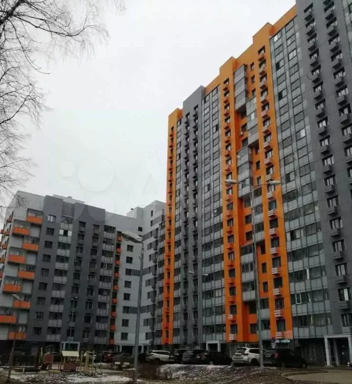 1-к. квартира, 37 м, 4/18 эт. - Фото 0