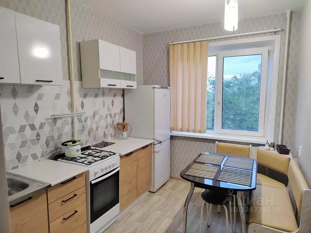 2-к кв. Пермский край, Березники ул. Пятилетки, 103 (52.0 м) - Фото 1