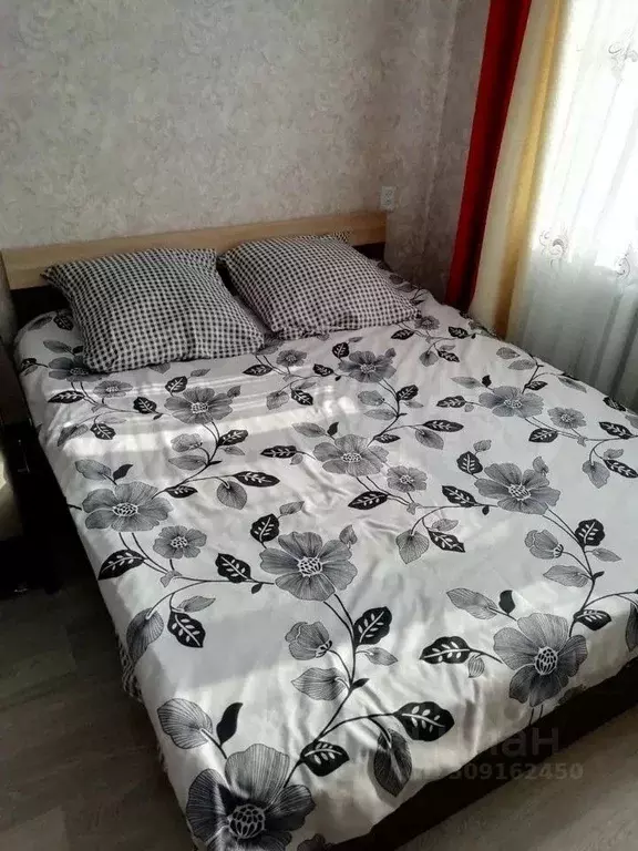 2-к кв. Воронежская область, Острогожск Комсомольская ул., 73А (54.0 ... - Фото 0