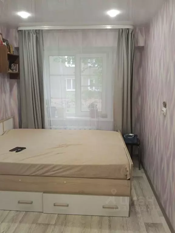 4-к кв. Омская область, Омск Заозерный мкр, ул. Бородина, 37 (60.0 м) - Фото 0