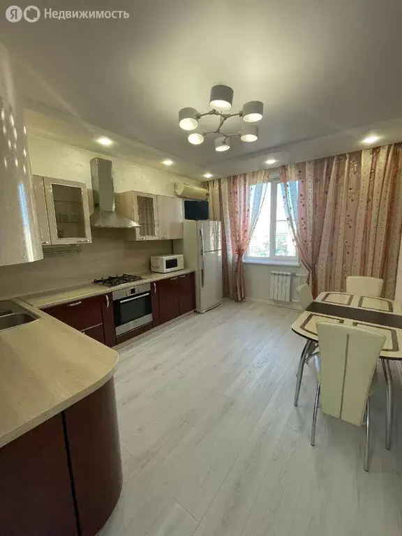2-комнатная квартира: Волгодонск, проспект Строителей, 2Б (63 м) - Фото 0