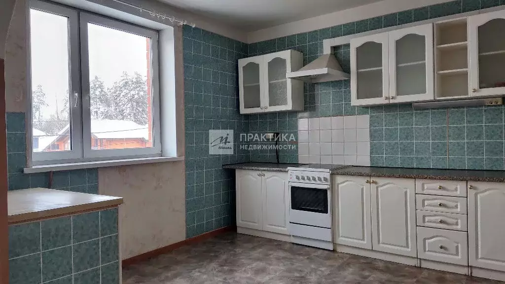 Продается 4-комнатная квартира - Фото 2