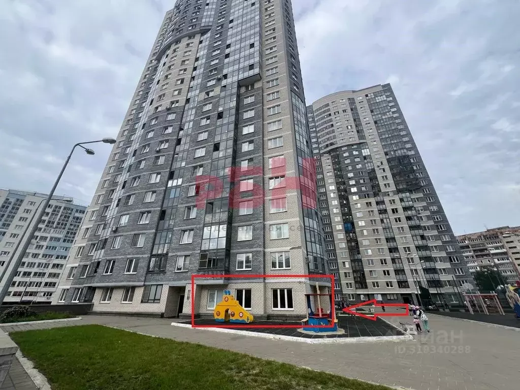Помещение свободного назначения в Свердловская область, Екатеринбург ... - Фото 0