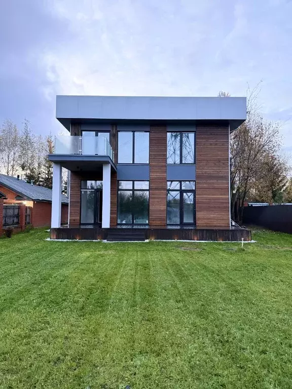 Коттедж в Московская область, Одинцовский городской округ, д. Лапино ... - Фото 2