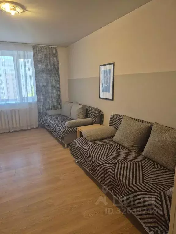 3-к кв. Башкортостан, Уфа ул. Академика Ураксина, 3 (80.0 м) - Фото 2