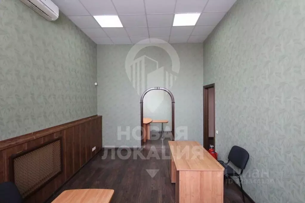 Помещение свободного назначения в Омская область, Омск просп. ... - Фото 2