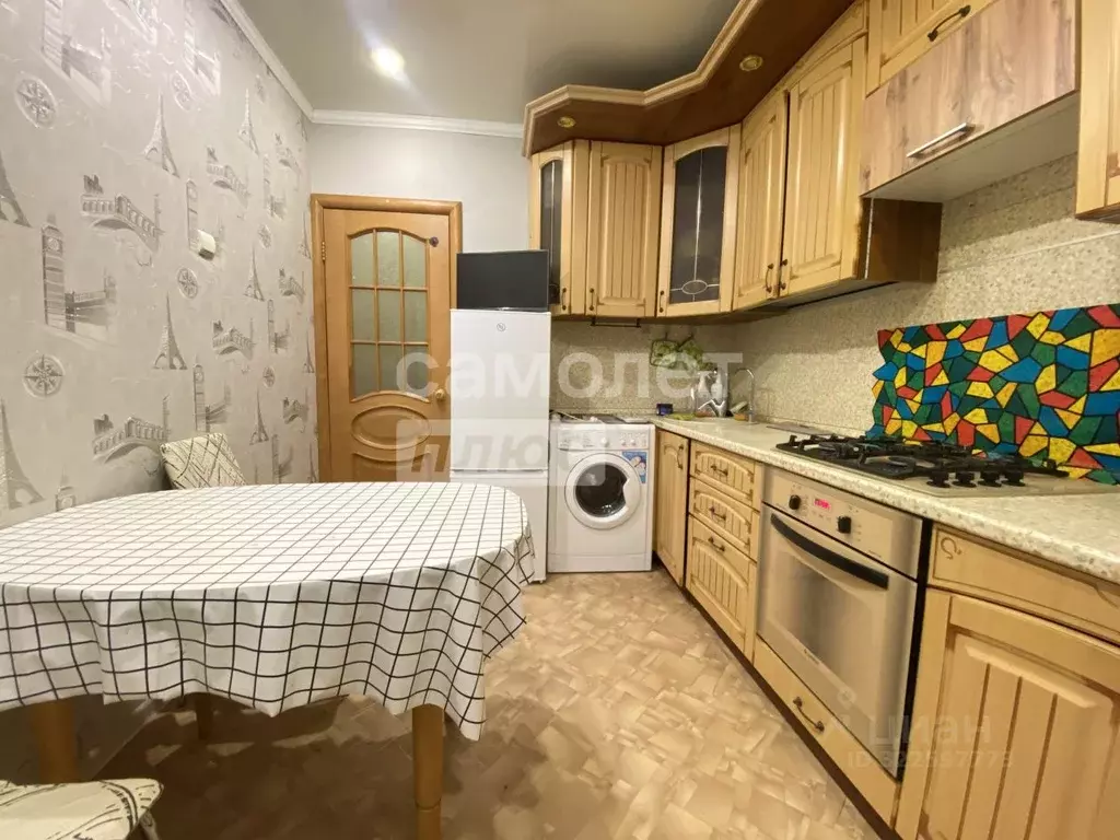 3-к кв. Курская область, Курск просп. Дружбы, 24 (59.5 м) - Фото 1