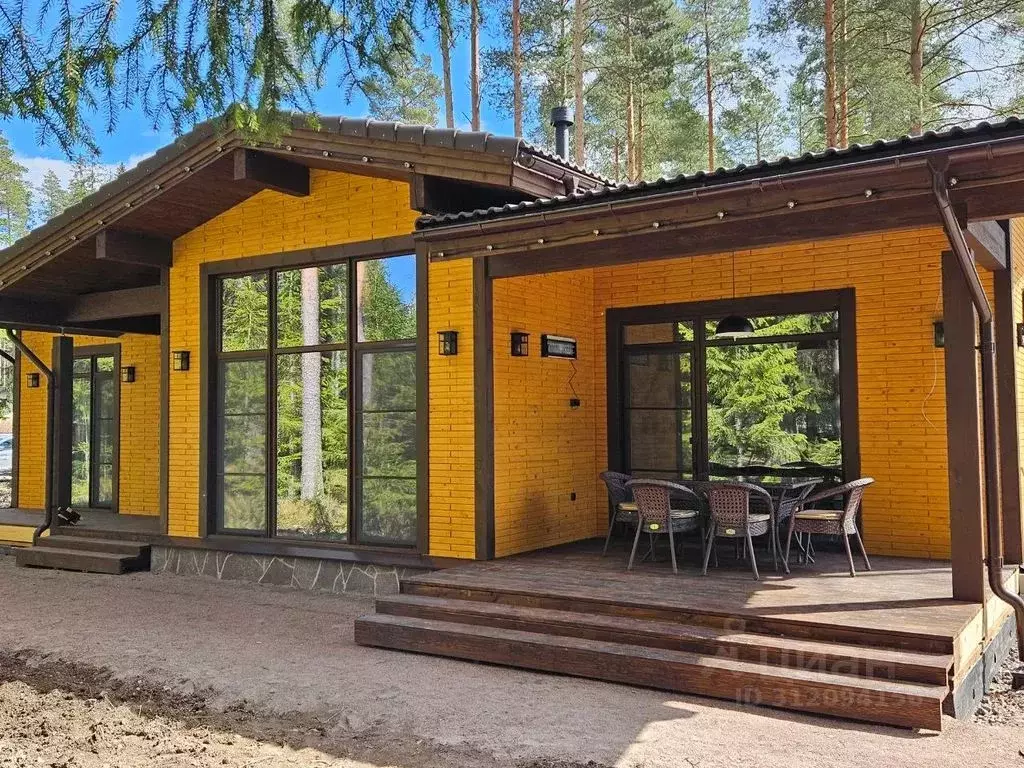 Дом в Ленинградская область, Выборгский район, Приморское городское ... - Фото 0