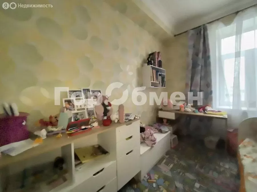 1к в 4-комнатной квартире (10 м) - Фото 1