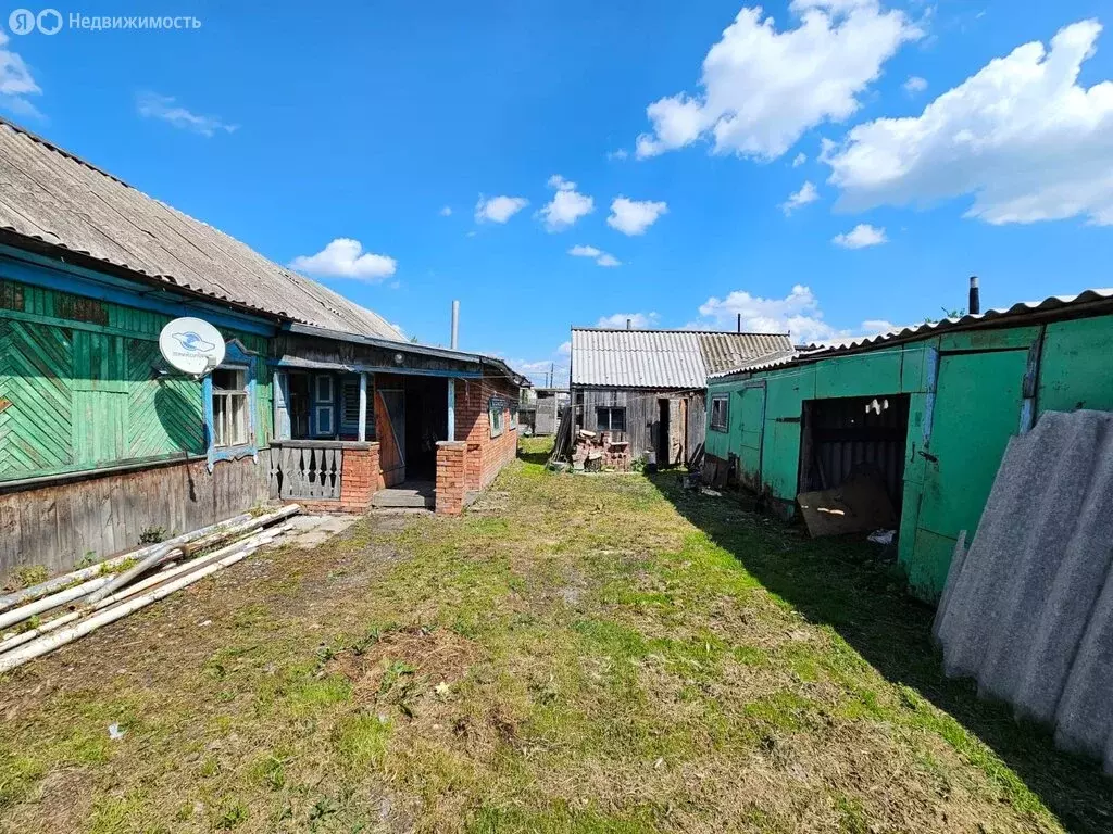 Дом в Калачинск, улица Чапаева, 47 (62.9 м) - Фото 1