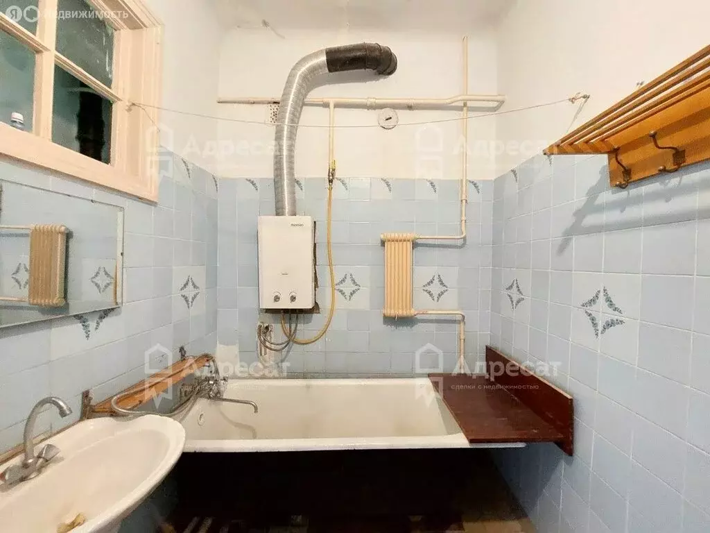 3-комнатная квартира: Волгоград, улица Кузнецова, 50 (60.5 м) - Фото 0
