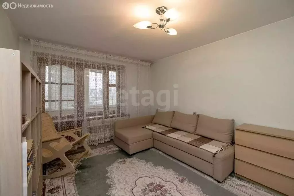 2-комнатная квартира: Тюмень, улица Федюнинского, 11А (49.9 м) - Фото 1