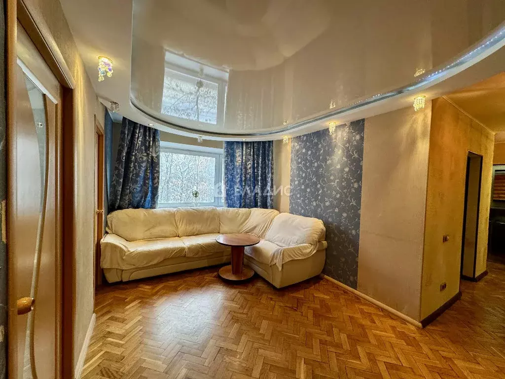 Продается 4-комнатная квартира - Фото 2