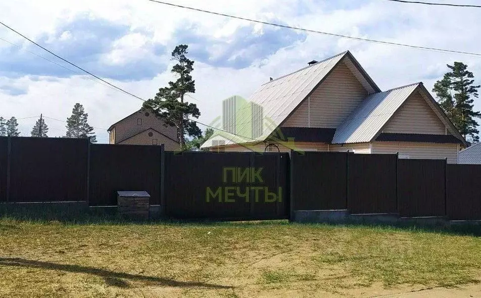 Дом в Бурятия, Улан-Удэ Радужный мкр, ул. Военная (49 м) - Фото 1