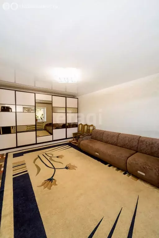 Дом в Бийск, посёлок Сорокино, улица Андрея Попова (110 м) - Фото 1