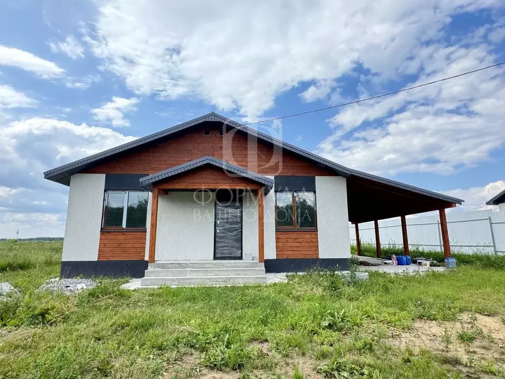 Дом в Свердловская область, Екатеринбург  (130 м) - Фото 1