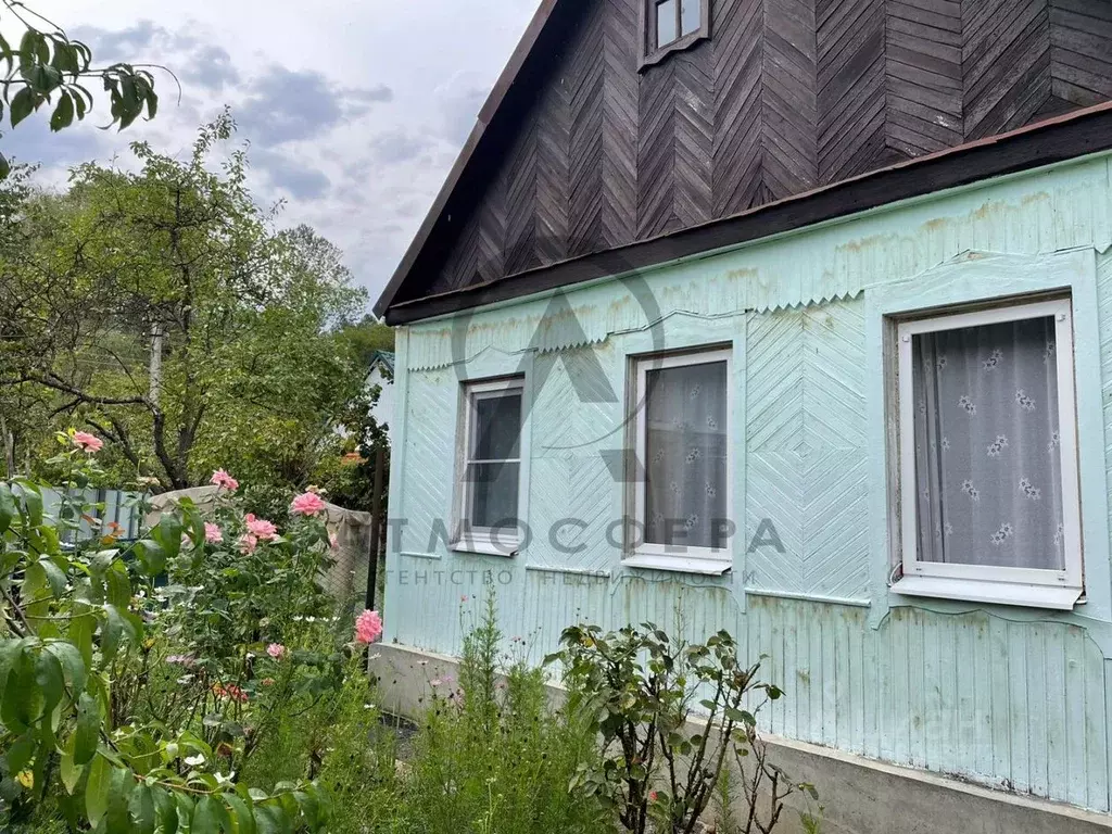 Дом в Краснодарский край, Хадыженск Апшеронский район, ул. Ломоносова, ... - Фото 1