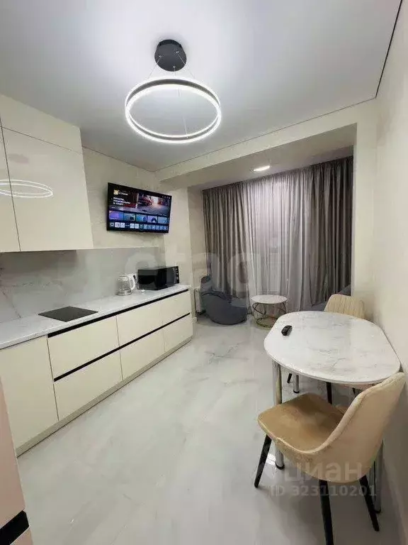 1-к кв. Крым, Симферополь просп. Александра Суворова (35.0 м) - Фото 1