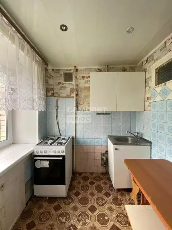 2-к кв. Нижегородская область, Бор 2-й мкр, ул. 2-й Микрорайон, 12 ... - Фото 2