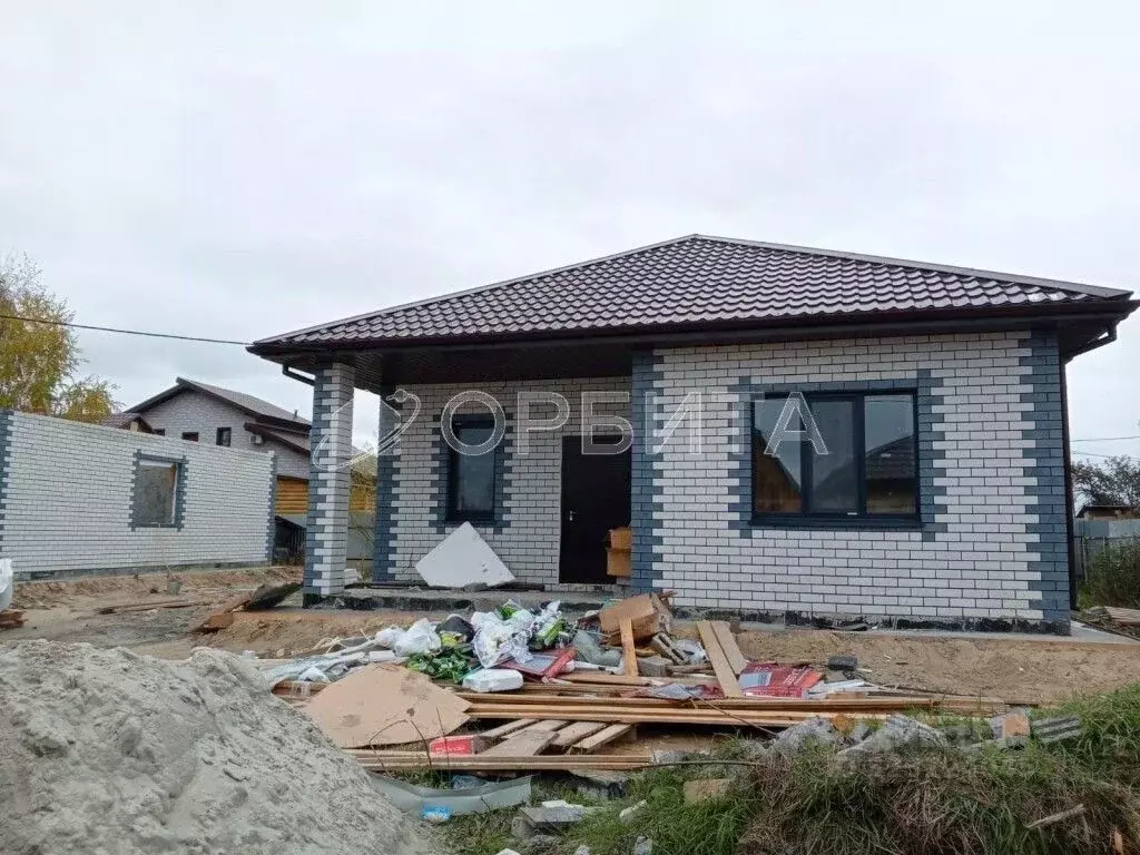 Дом в Тюменская область, Тюмень Малинка садовое товарищество, ул. ... - Фото 1