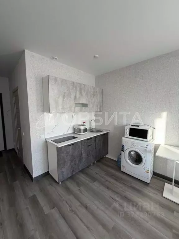 1-к кв. Тюменская область, Тюмень ул. Евгения Войнова, 3 (23.0 м) - Фото 1