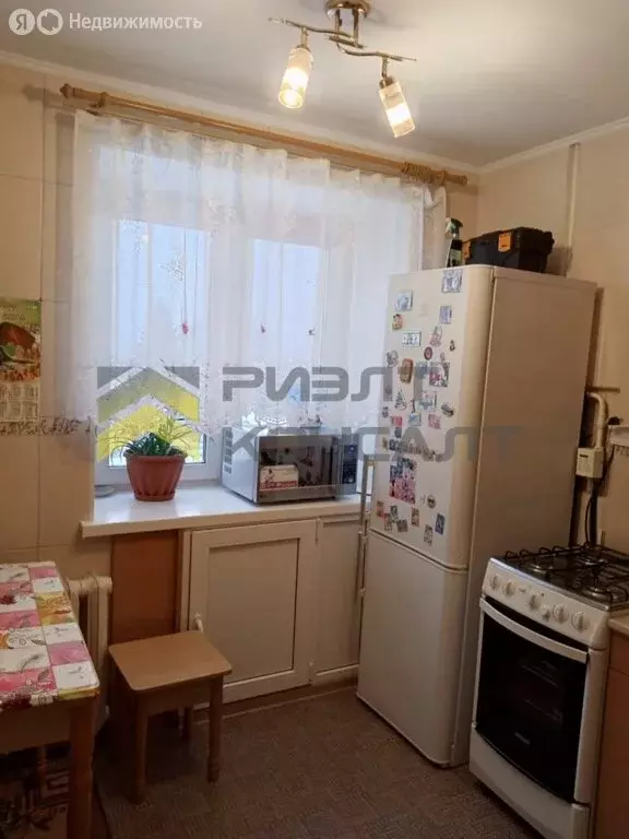 2-комнатная квартира: Омск, проспект Мира, 131 (41.6 м) - Фото 0