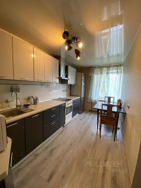 3-к кв. Москва, Москва, Троицк В мкр, 33 (68.0 м) - Фото 0
