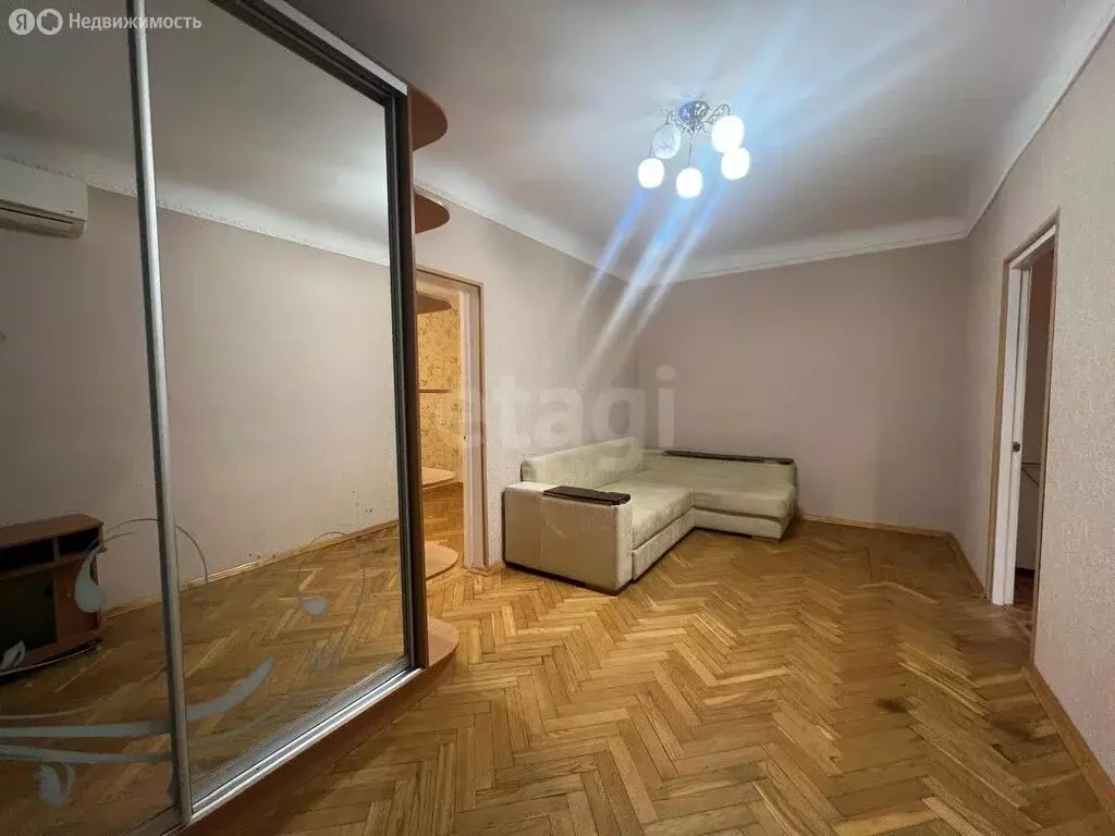 2-комнатная квартира: Ялта, улица Руданского, 24 (45 м) - Фото 2