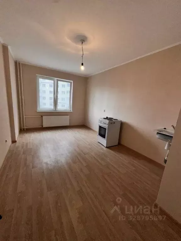 3-к кв. Санкт-Петербург пос. Парголово, ул. Тихоокеанская, 18к4 (85.0 ... - Фото 1