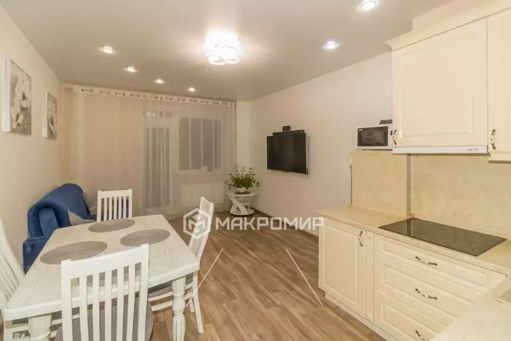 1-к кв. Челябинская область, Челябинск ул. Братьев Кашириных, 131б ... - Фото 2