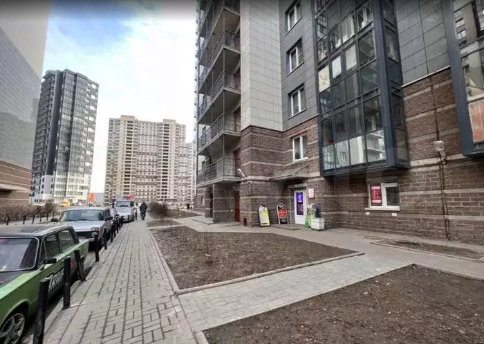 Торговое помещение 18 м2 ул Русановская 19 - Фото 1
