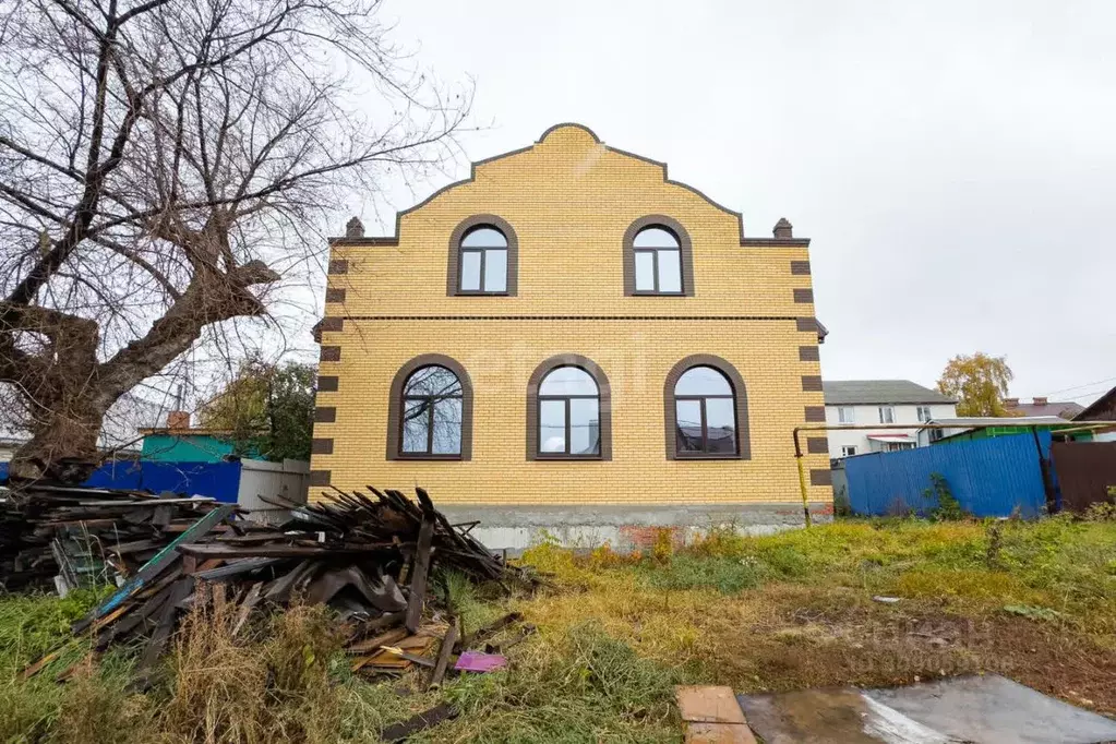 Дом в Ульяновская область, Ульяновск пер. 2-й Омский (250 м) - Фото 1