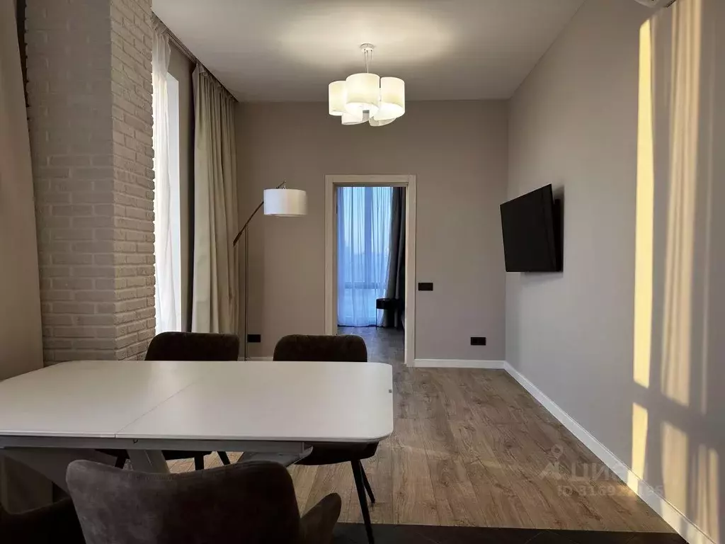 Квартира, 3 комнаты, 87.6 м - Фото 0