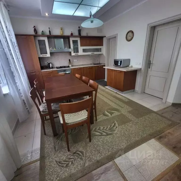 3-к кв. Калининградская область, Светлогорск Подгорная ул., 10 (170.0 ... - Фото 0