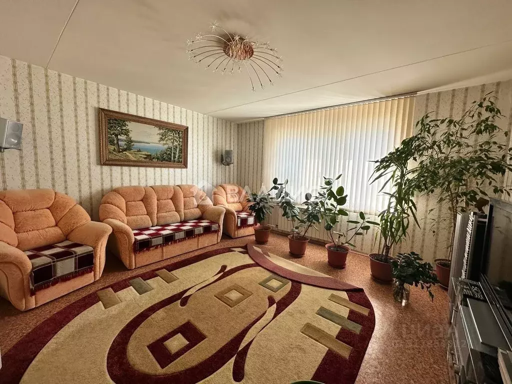 3-к кв. Татарстан, Нижнекамск Студенческая ул., 14 (65.0 м) - Фото 0