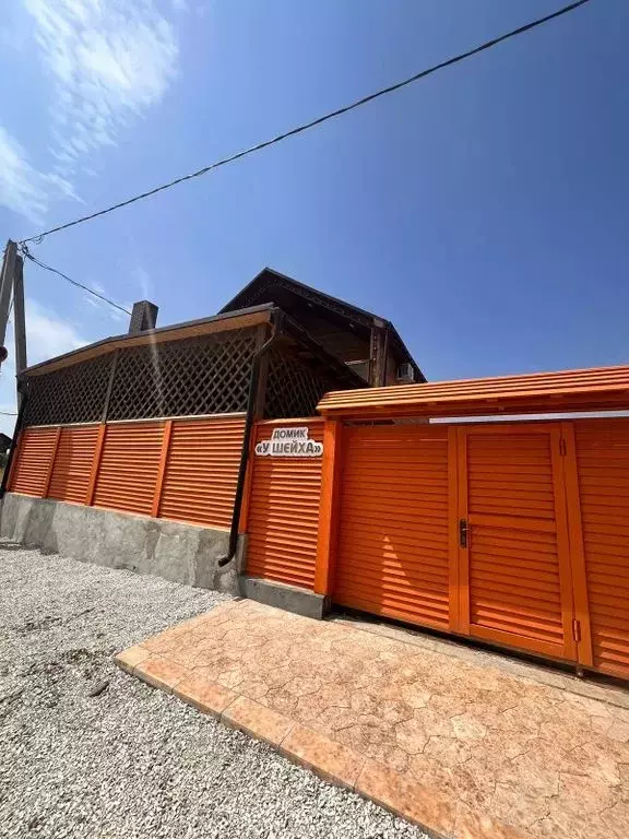 Дом в Дагестан, Каякентский район, с. Новокаякент  (100 м) - Фото 1