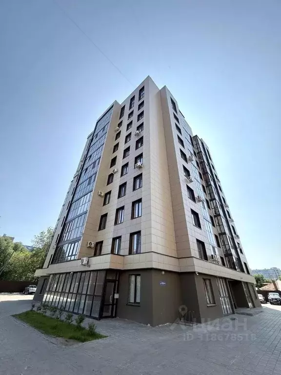 5-к кв. Омская область, Омск ул. Звездова, 54 (182.1 м) - Фото 0