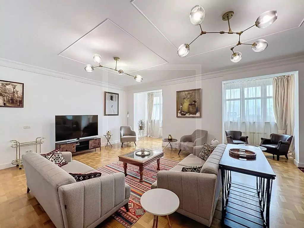 4-к кв. Москва Давыдковская ул., 3 (210.0 м) - Фото 1