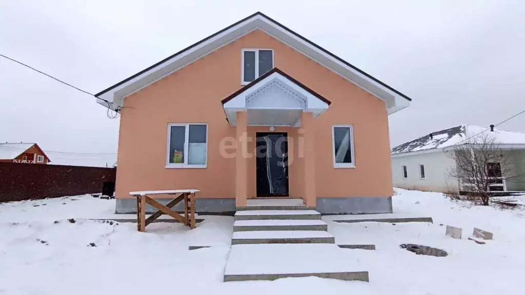Дом в Башкортостан, Уфимский район, Кирилловский сельсовет, д. ... - Фото 0