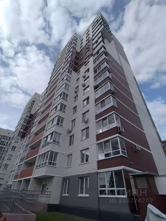 1-к кв. Удмуртия, Ижевск ул. Холмогорова, 21А (40.7 м) - Фото 0