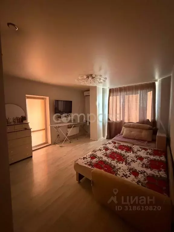 1-к кв. Тюменская область, Тюмень ул. Самарцева, 8 (51.0 м) - Фото 0