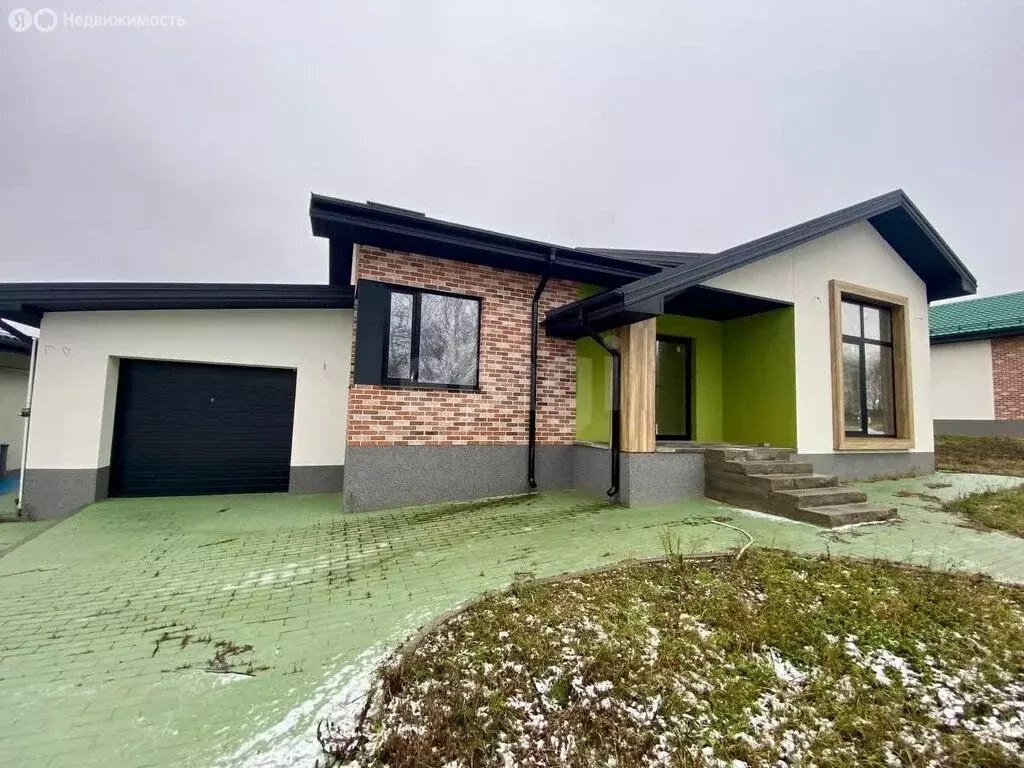 Дом в село Репное, улица Серова (103 м) - Фото 1