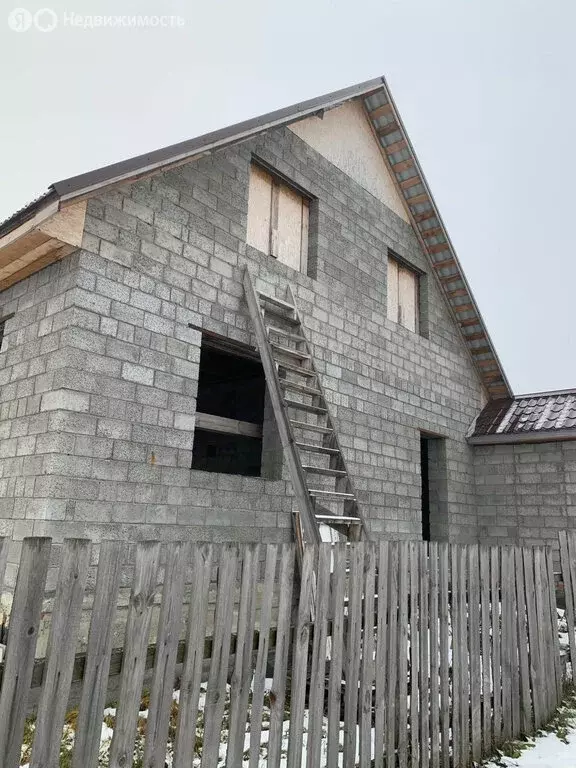 Дом в Ялуторовск, Холодильная улица (100 м) - Фото 2