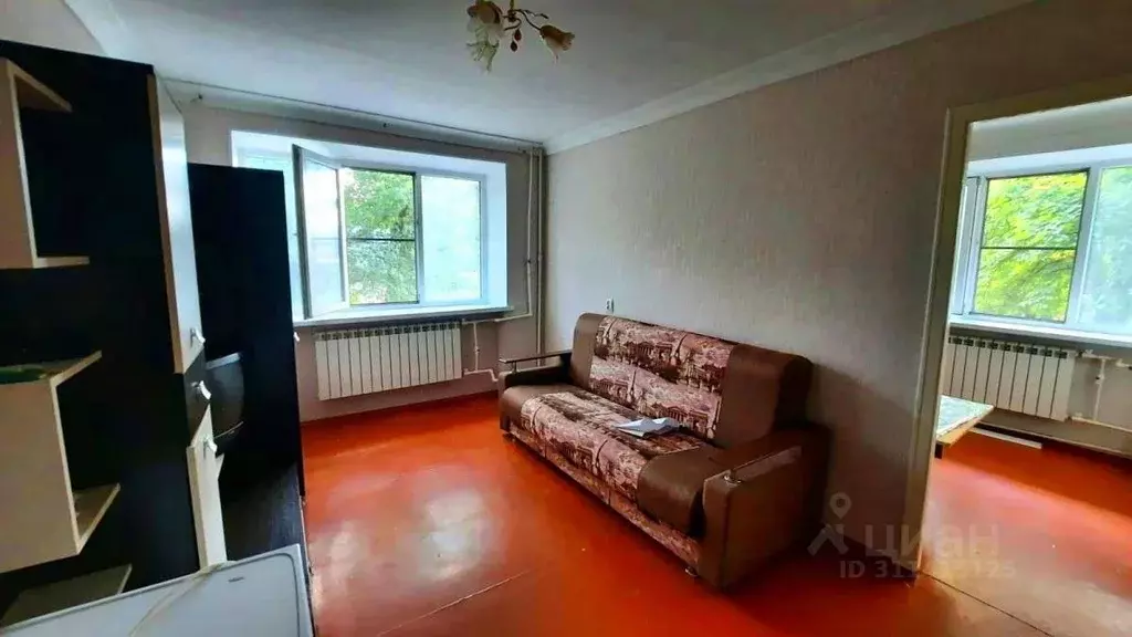 2-к кв. Ростовская область, Шахты Парковая ул., 52 (40.3 м) - Фото 0