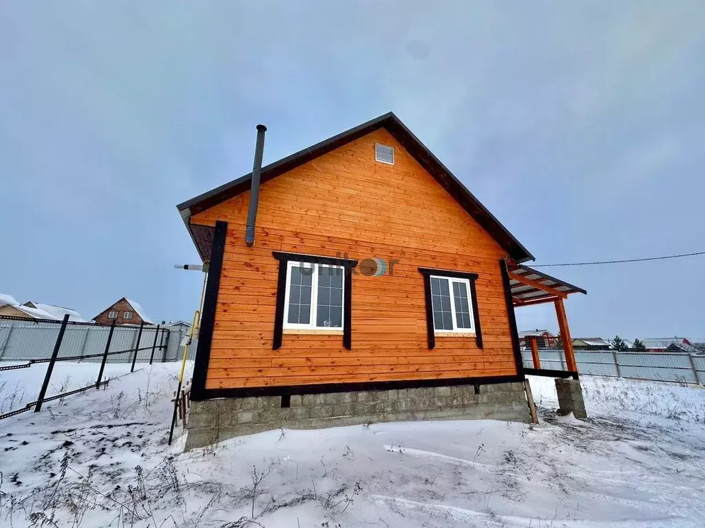 Дом в Башкортостан, Иглинский сельсовет, с. Иглино ул. Достоевского ... - Фото 1