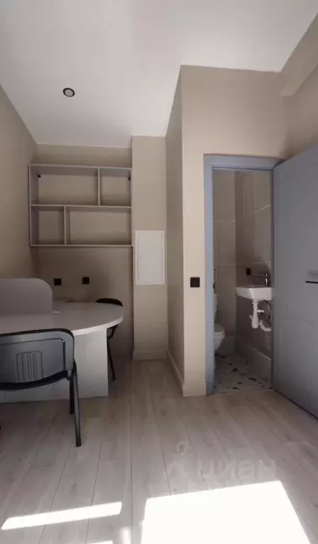 Помещение свободного назначения в Москва 2-я Рощинская ул., 10 (8 м) - Фото 1