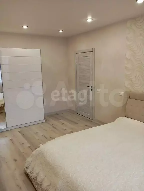 2-к. квартира, 60 м, 2/10 эт. - Фото 1