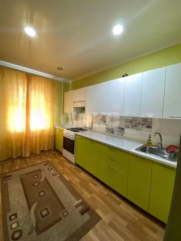 3-к. квартира, 72 м, 6/9 эт. - Фото 1